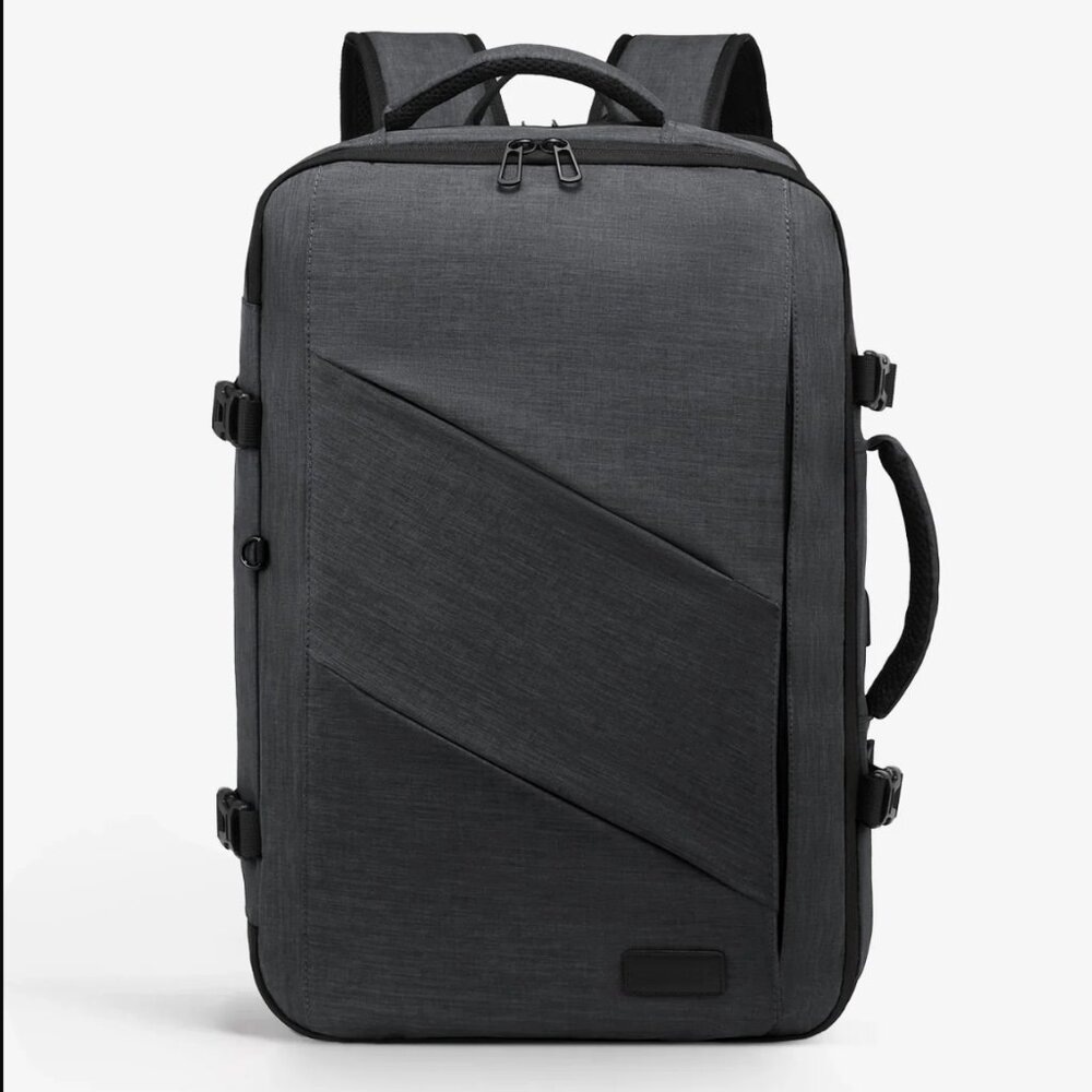 NWT Lovevook 4 pc Cloudwalker Travel Backpack 30L Dark Grey MSRP $54.99